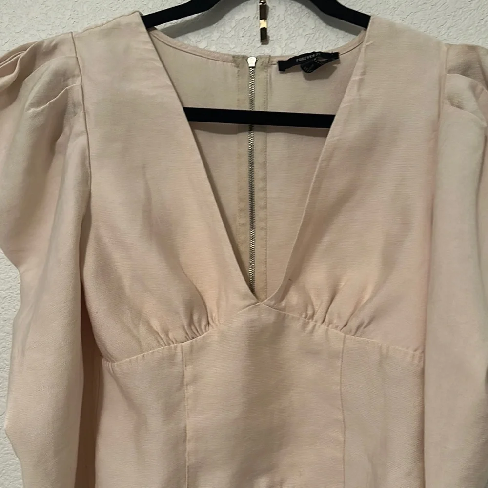 Forever 21 Tan Asymmetrical Puff Sleeve Crop Blouse - Picture 4 of 9